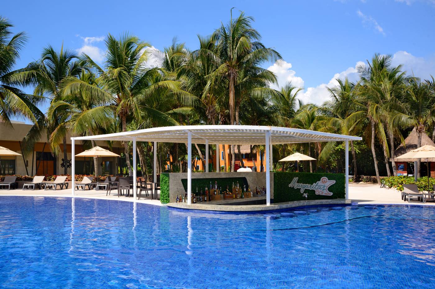 Catalonia-Playa-Maroma-All-Inclusive-Bar-5