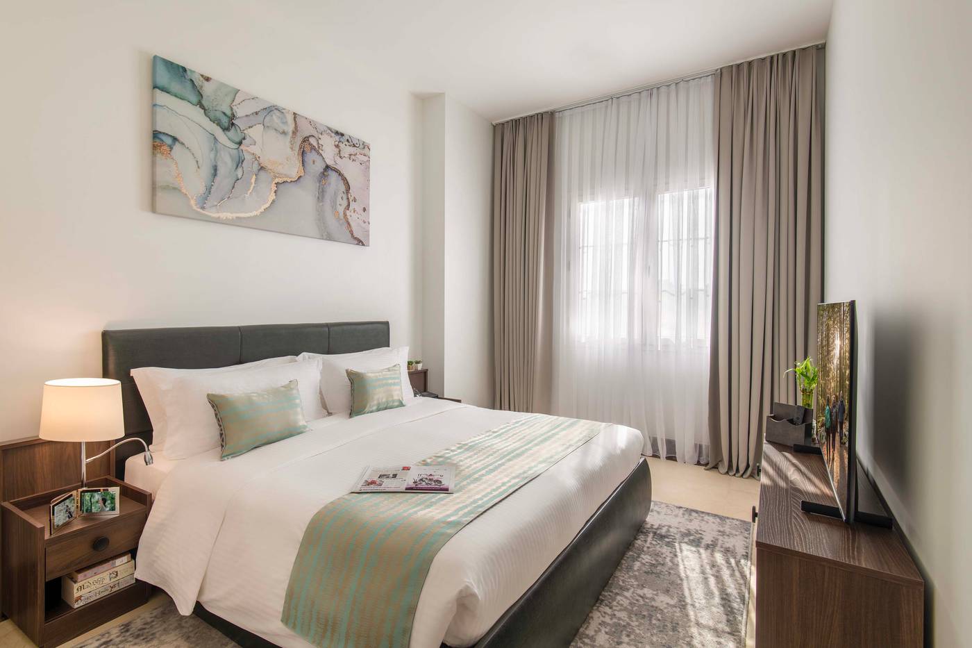 Somerset-Al-Mansora-Doha-Room-24