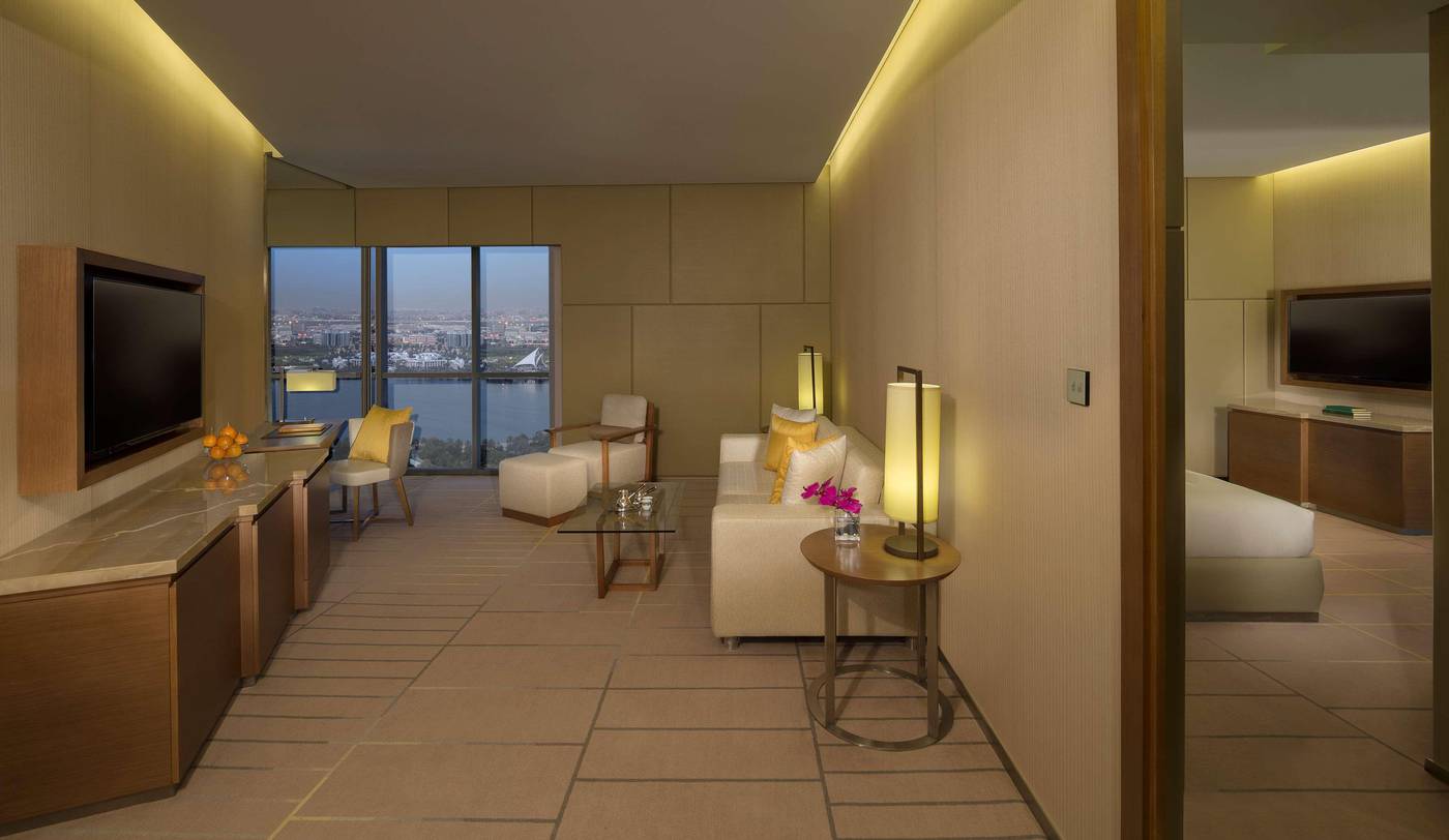 Hyatt-Regency-Dubai-Creek-Heights-Room-23