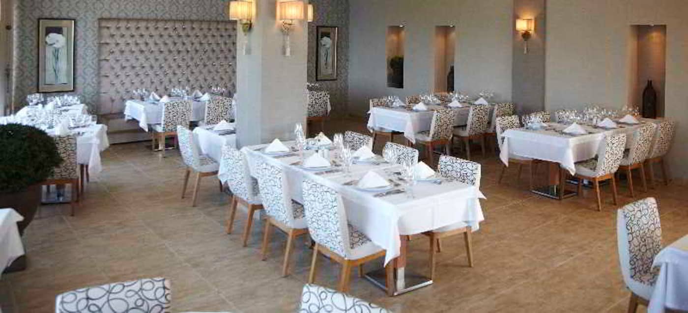 Bodrum-Holiday-Resort-and-Spa-Restaurant-21