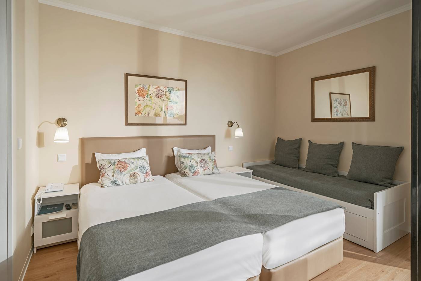 Dorisol-Mimosa-Room-22