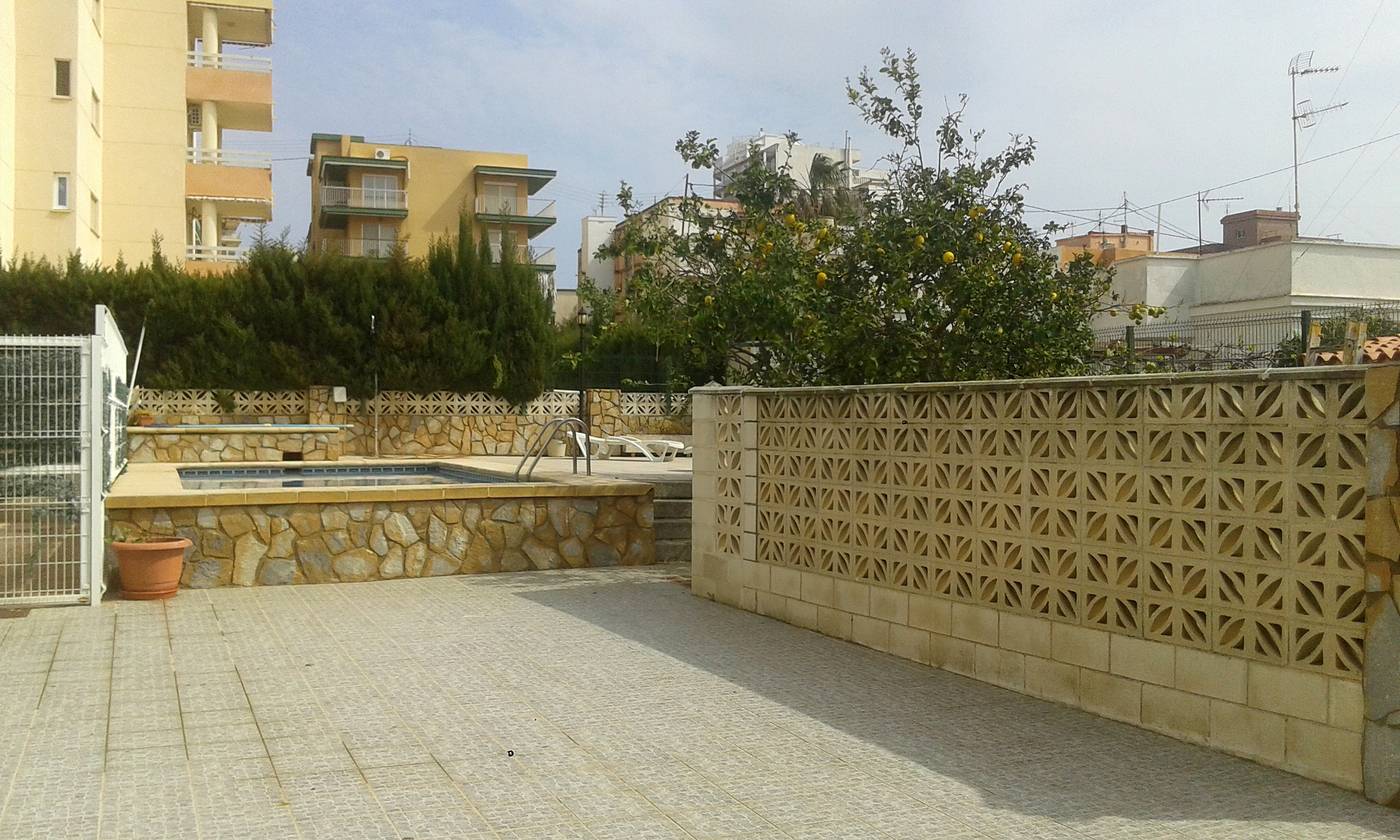 Apartamentos-Gandia-Playa-Centro-3000-Pool-2