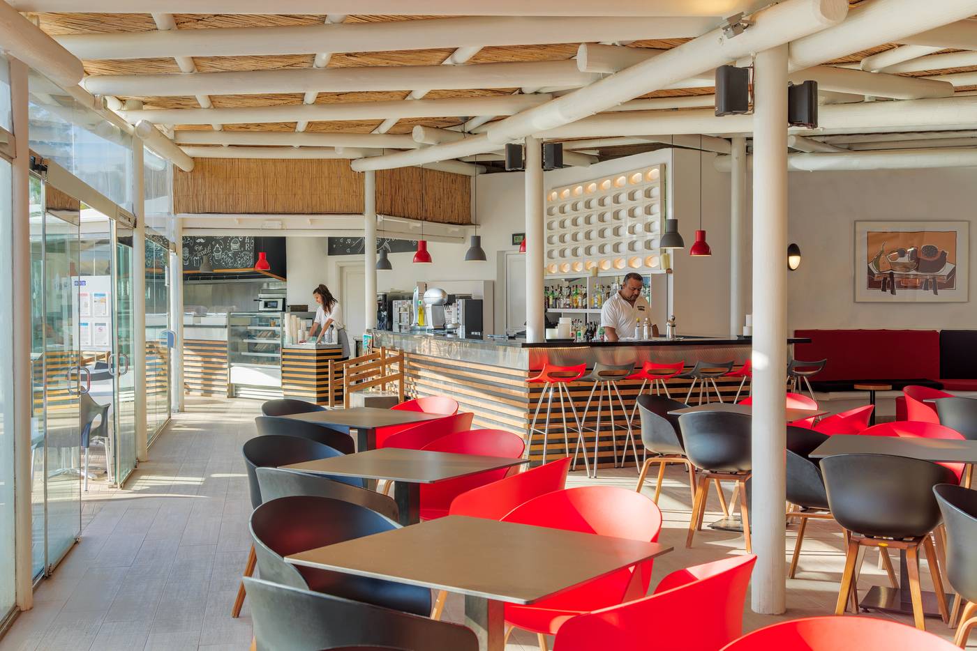 H10-Suites-Lanzarote-Gardens-Bar-26