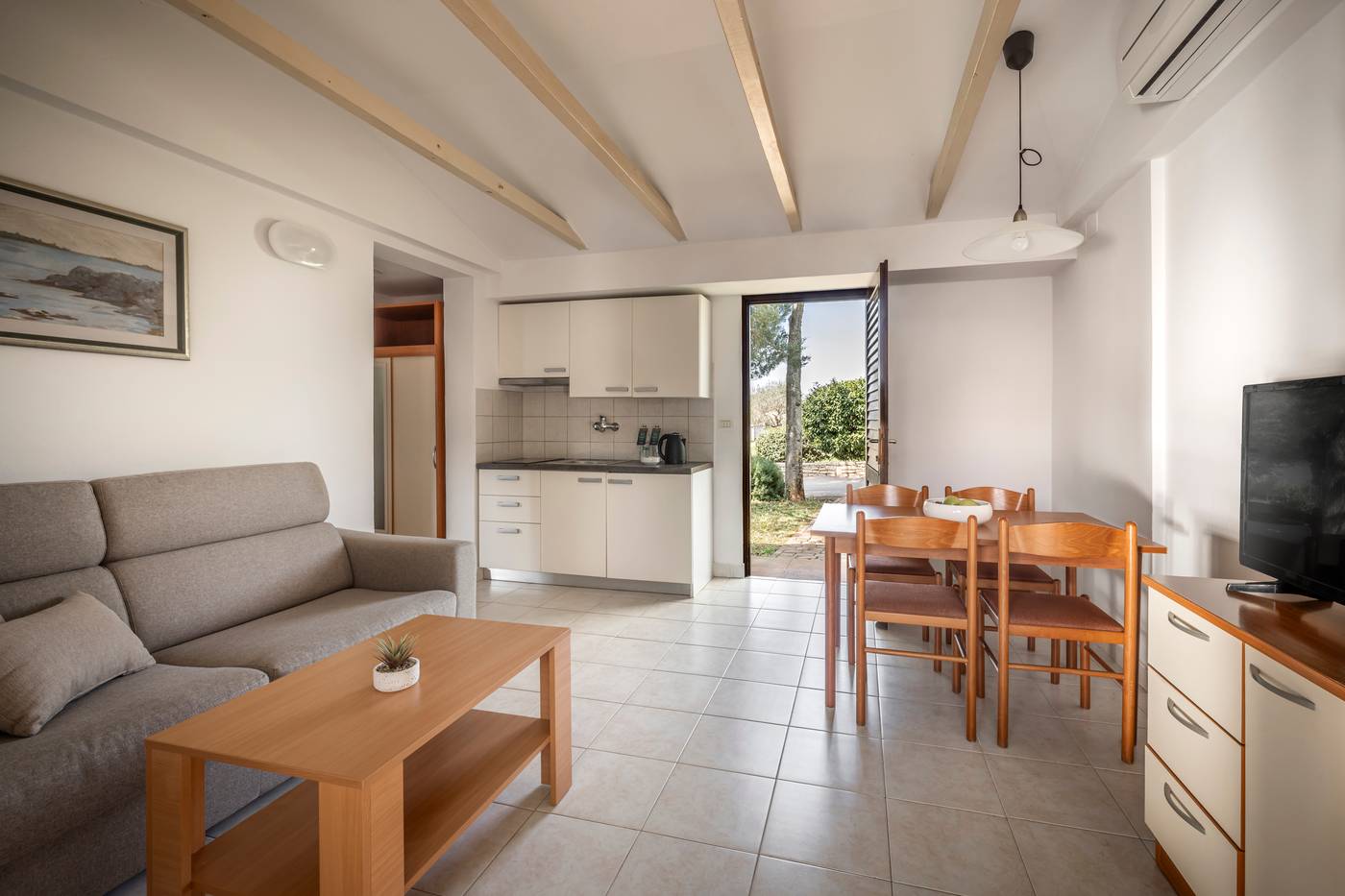 Maistra-Select-Villas-Rubin-Resort-Room-34