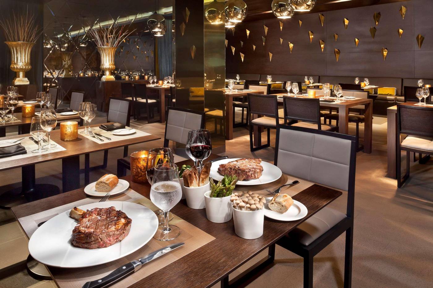 Melia-Nassau-Beach-All-Inclusive-Restaurant-48