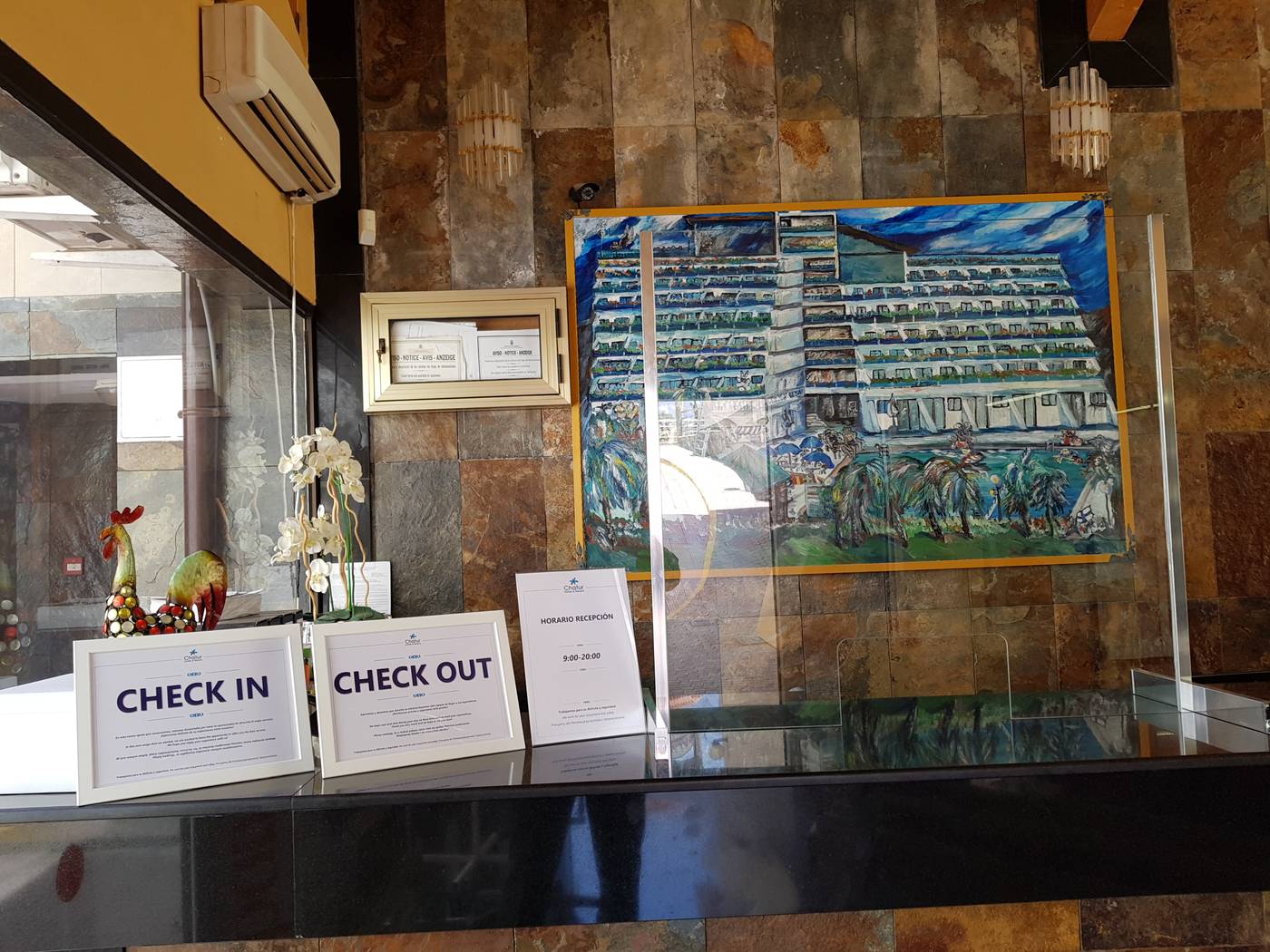 Palmera-Mar-Lobby-23