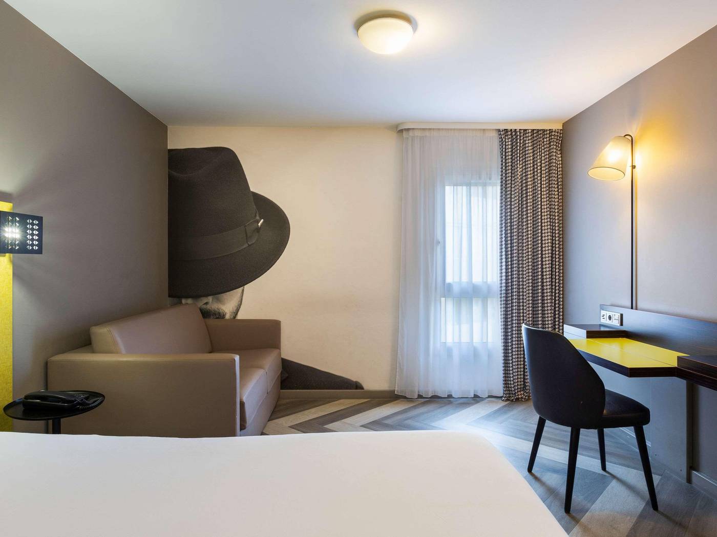 Ibis-Styles-Nice-Vieux-Port-Room-9
