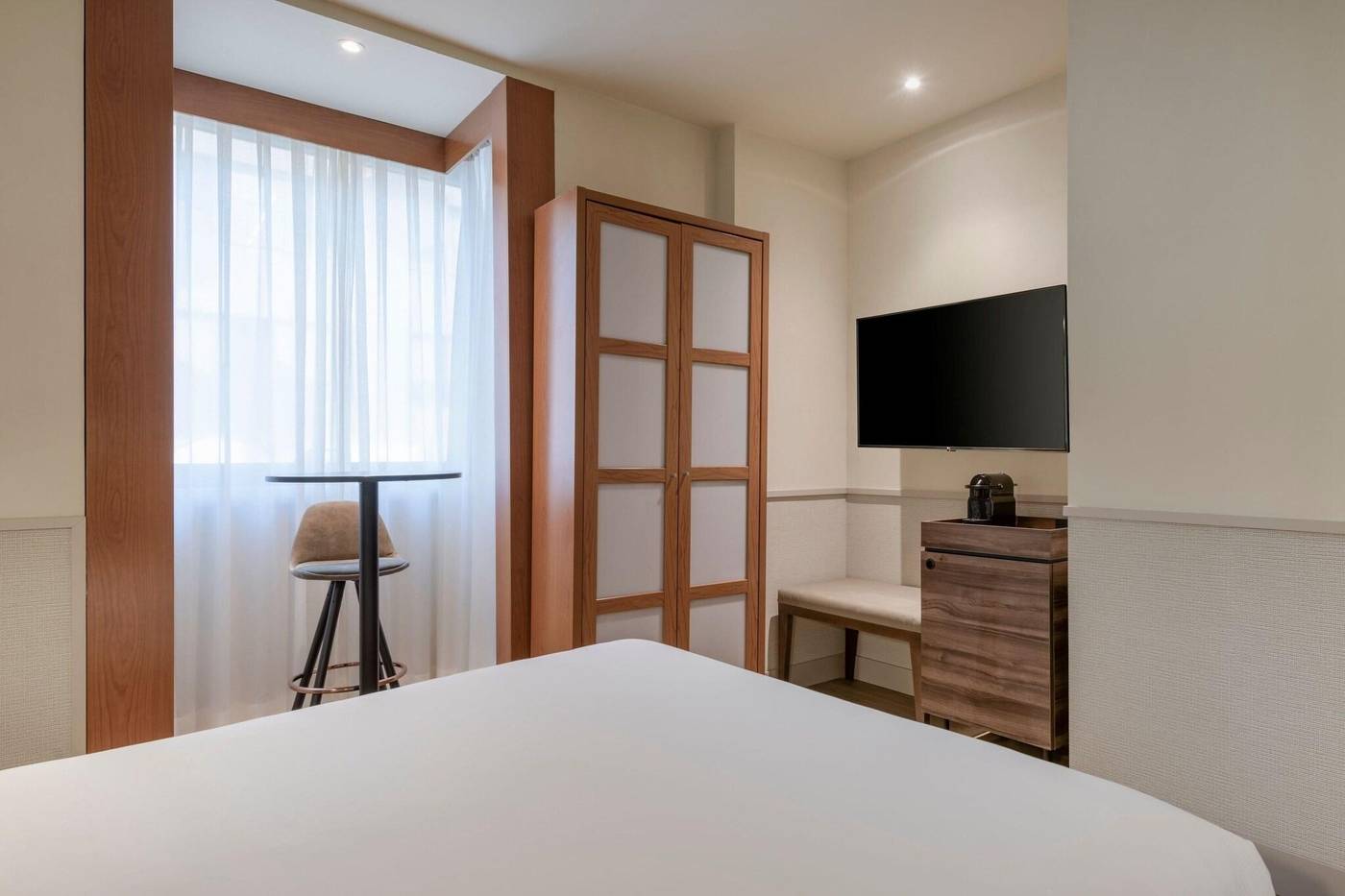 AC-Madrid-Los-Vascos-Room-20