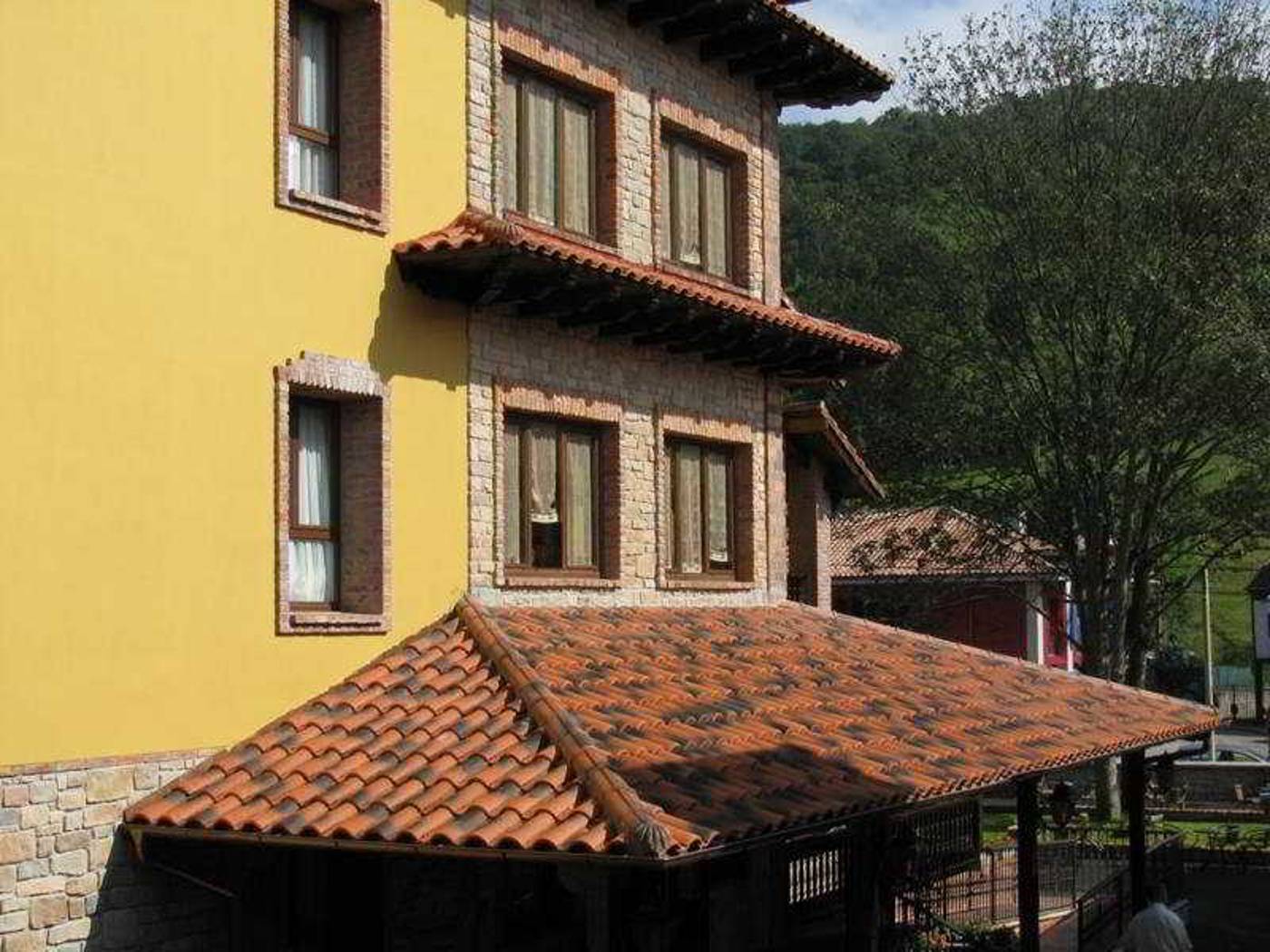 Maria Manuela-Spain-Benia De Onis-General view-2