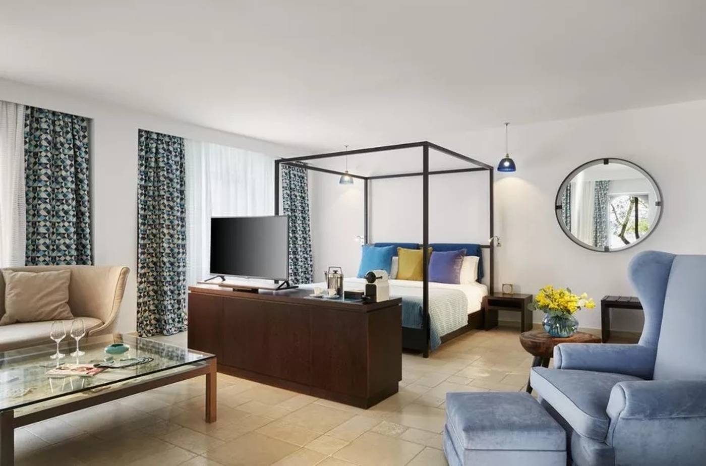 Eagles-Palace-Room-32