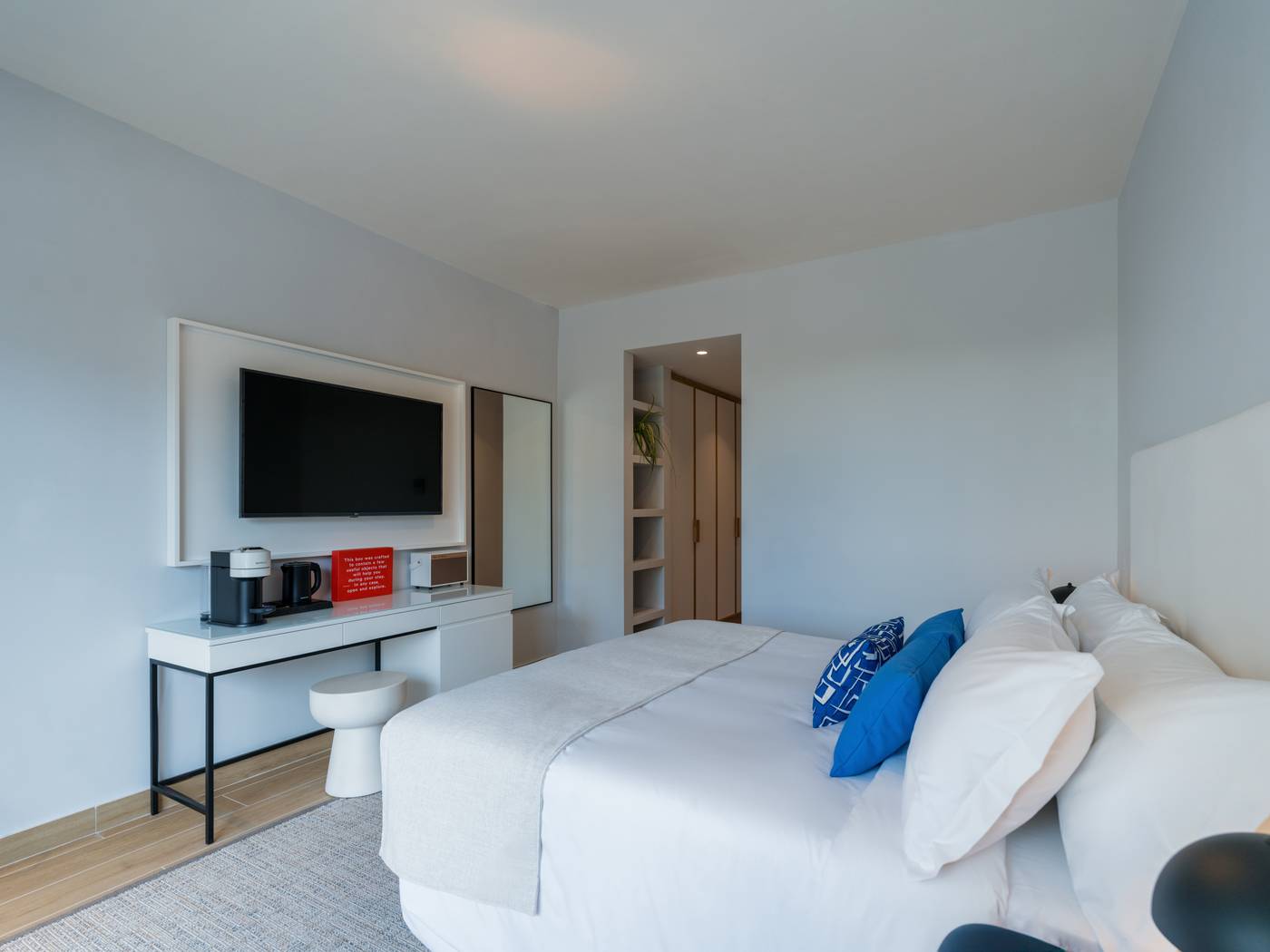 Grecotel-Margo-Bay---Club-Turquoise-Room-39