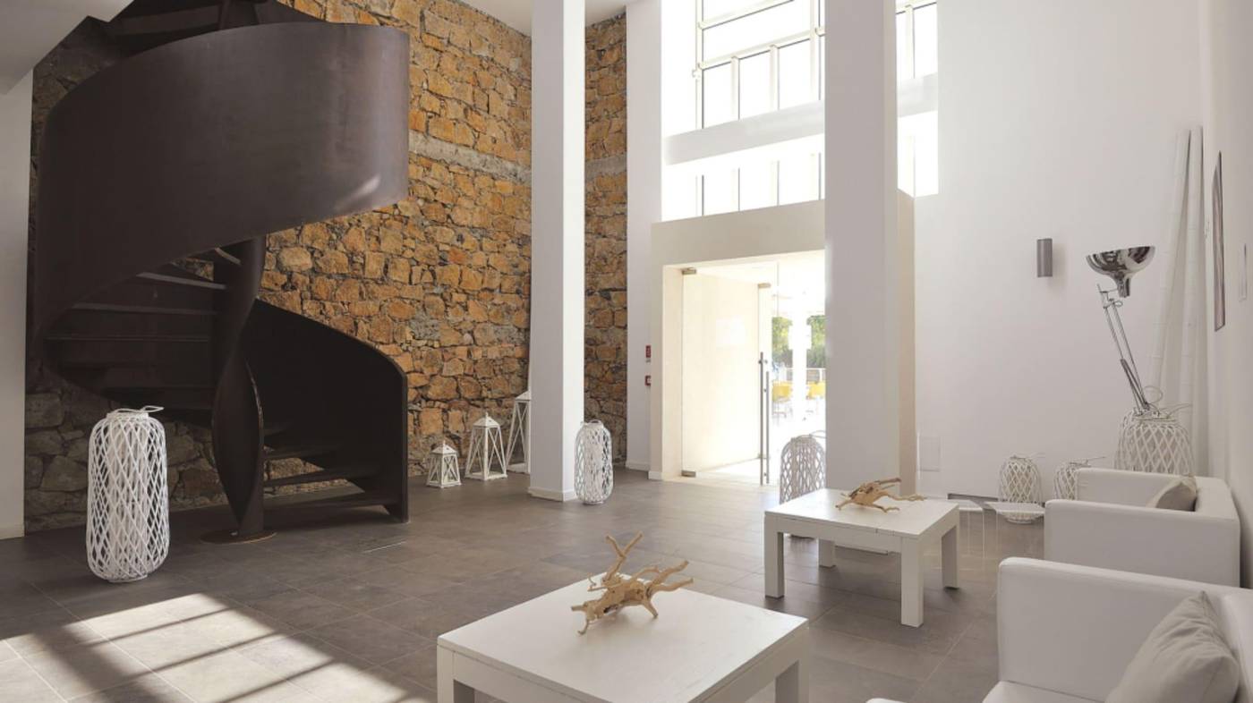 Hotel-Club-Torre-Salinas---Adults-Only-Lobby-37