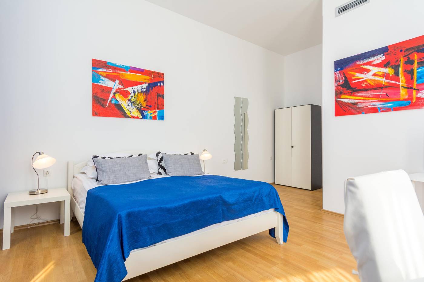 Hotel-Split-Inn-Room-13