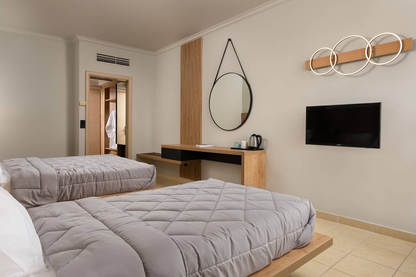 Kresten-Palace-Room-28