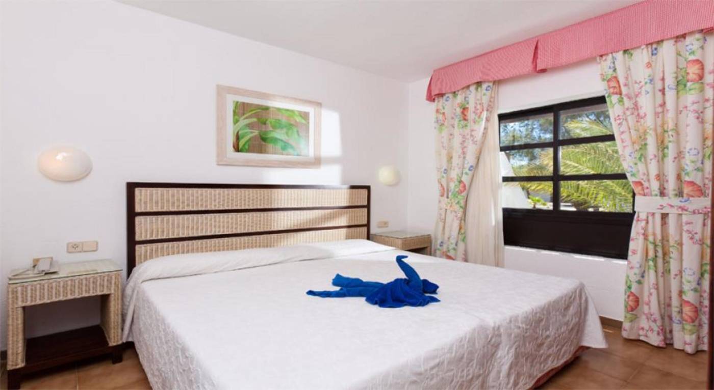 Elba---Premium-Suites---Adults-Only-Room-29