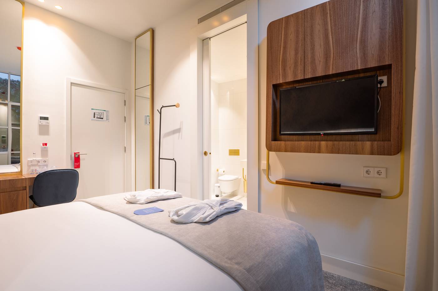 Blue-Liberdade-Hotel-Room-9