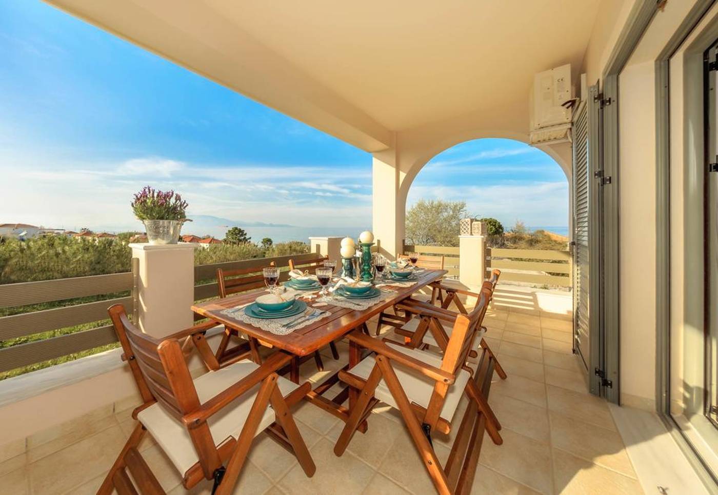 Golden-Coast-Resort---Spa-Room-68