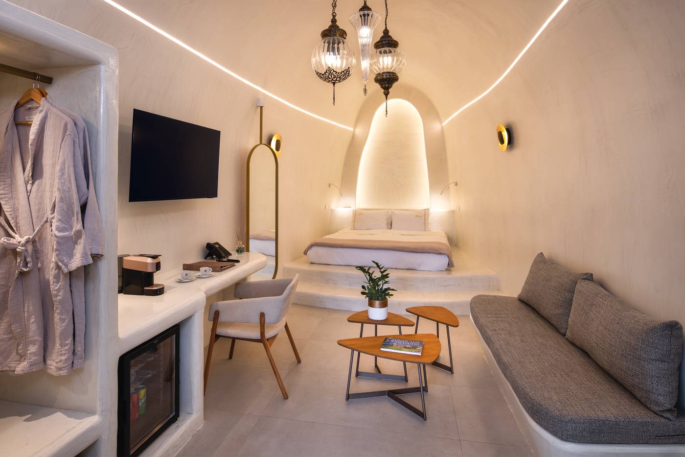 Athina-Repose-Suites-Room-45