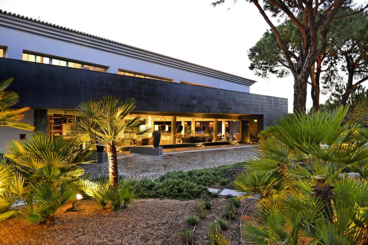 Praia-Verde-Boutique-Hotel---Design-Hotels-General-view-5