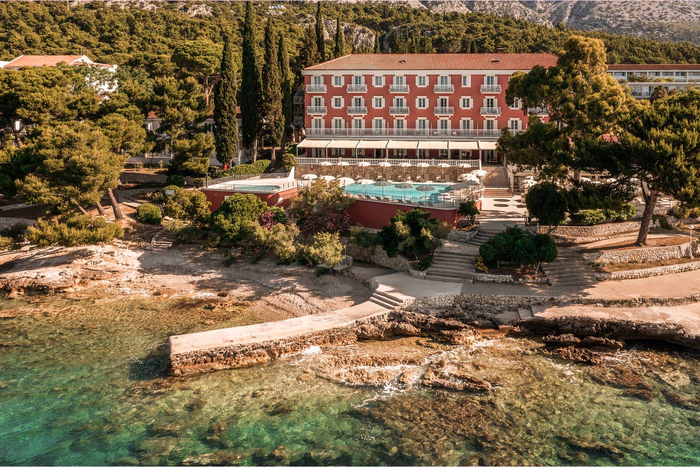 Aminess-Bellevue-Hotel-General-view-10