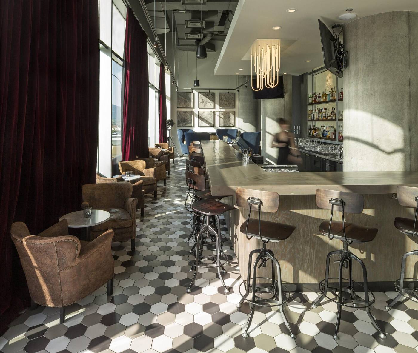 Element-Vancouver-Metrotown-Bar-11