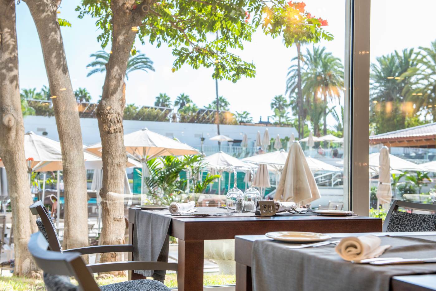 Spring-Hotel-Vulcano-Restaurant-11