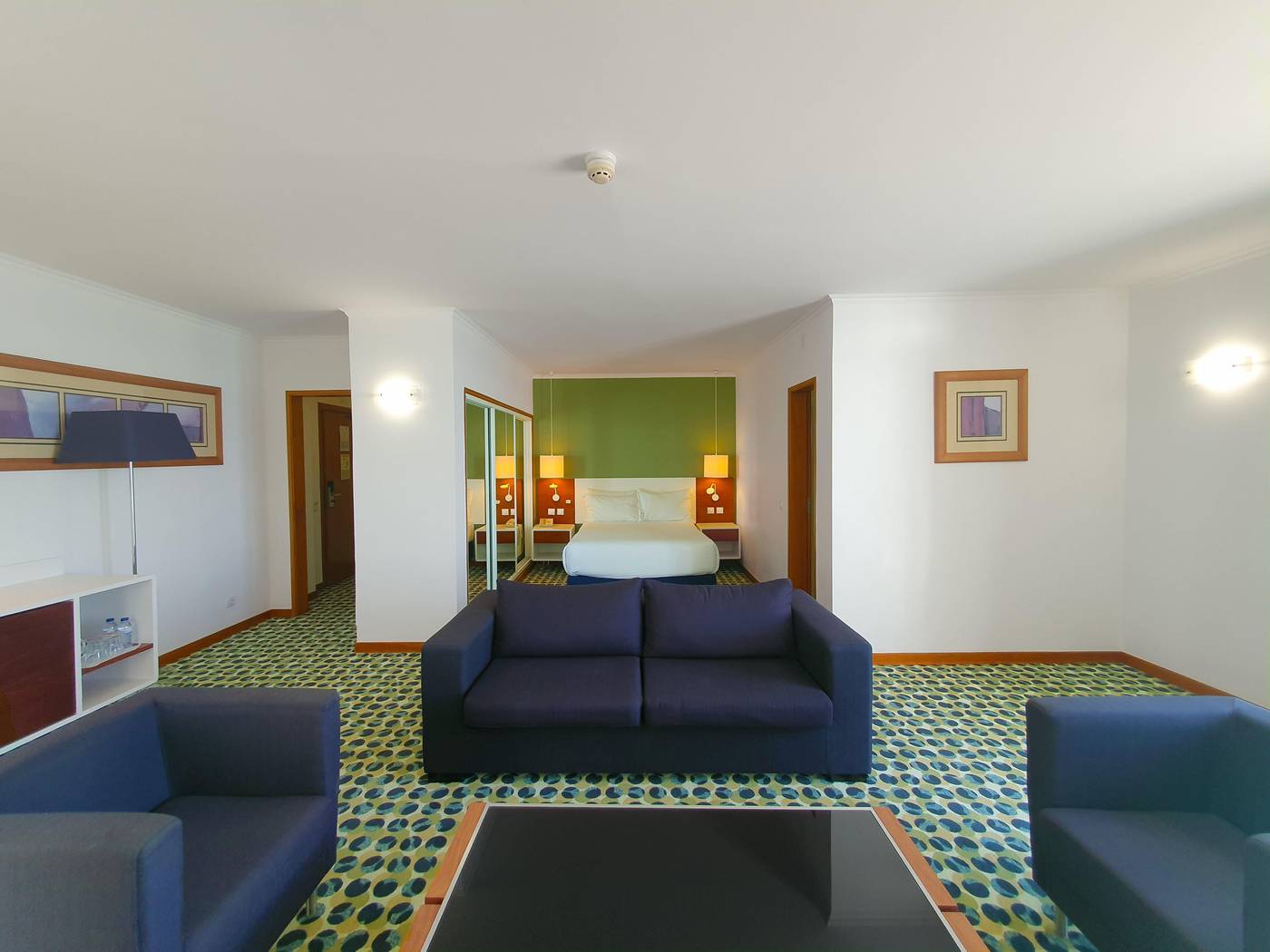 Holiday-Inn-Algarve-Room-17