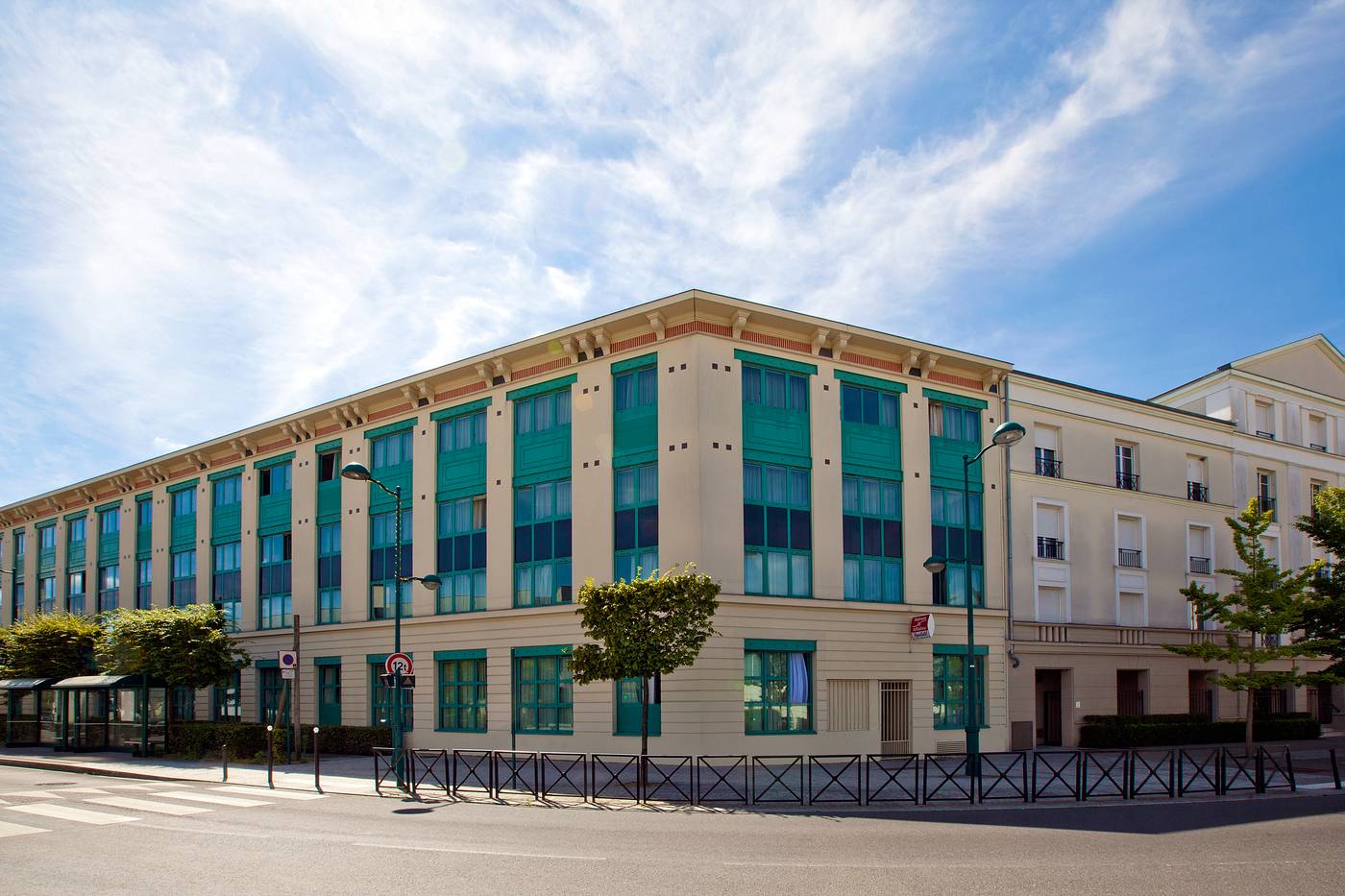 Sejours-and-Affaires-Serris-Rive-Gauche-General-view-1