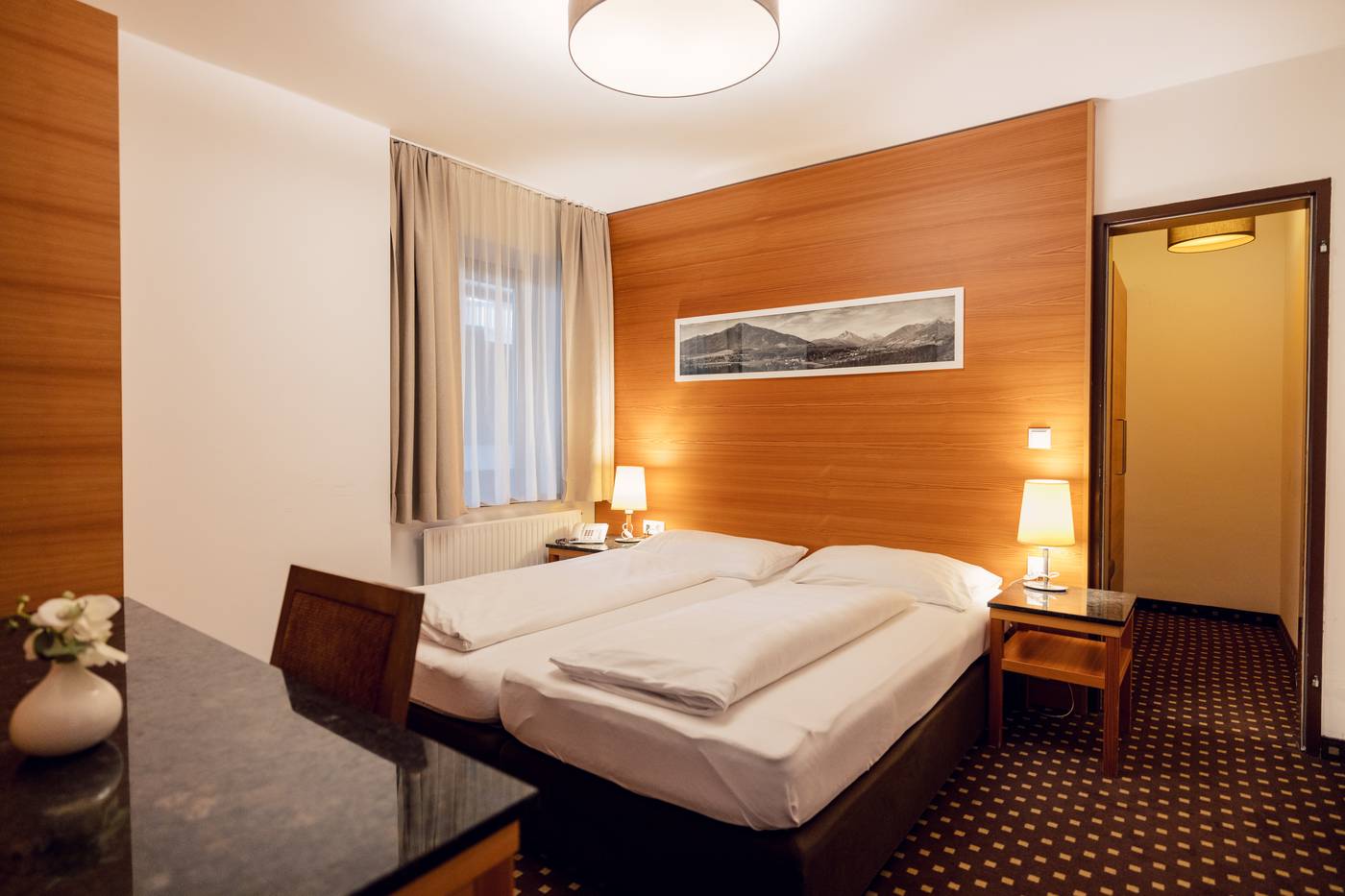 Bon Alpina-Austria-INNSBRUCK-IGLS-Room-7