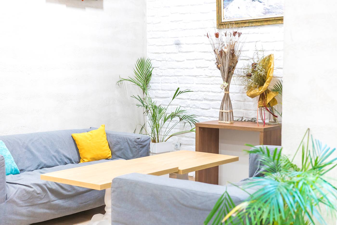 Persey-Admiral-Plaza-Apartments-Lobby-27