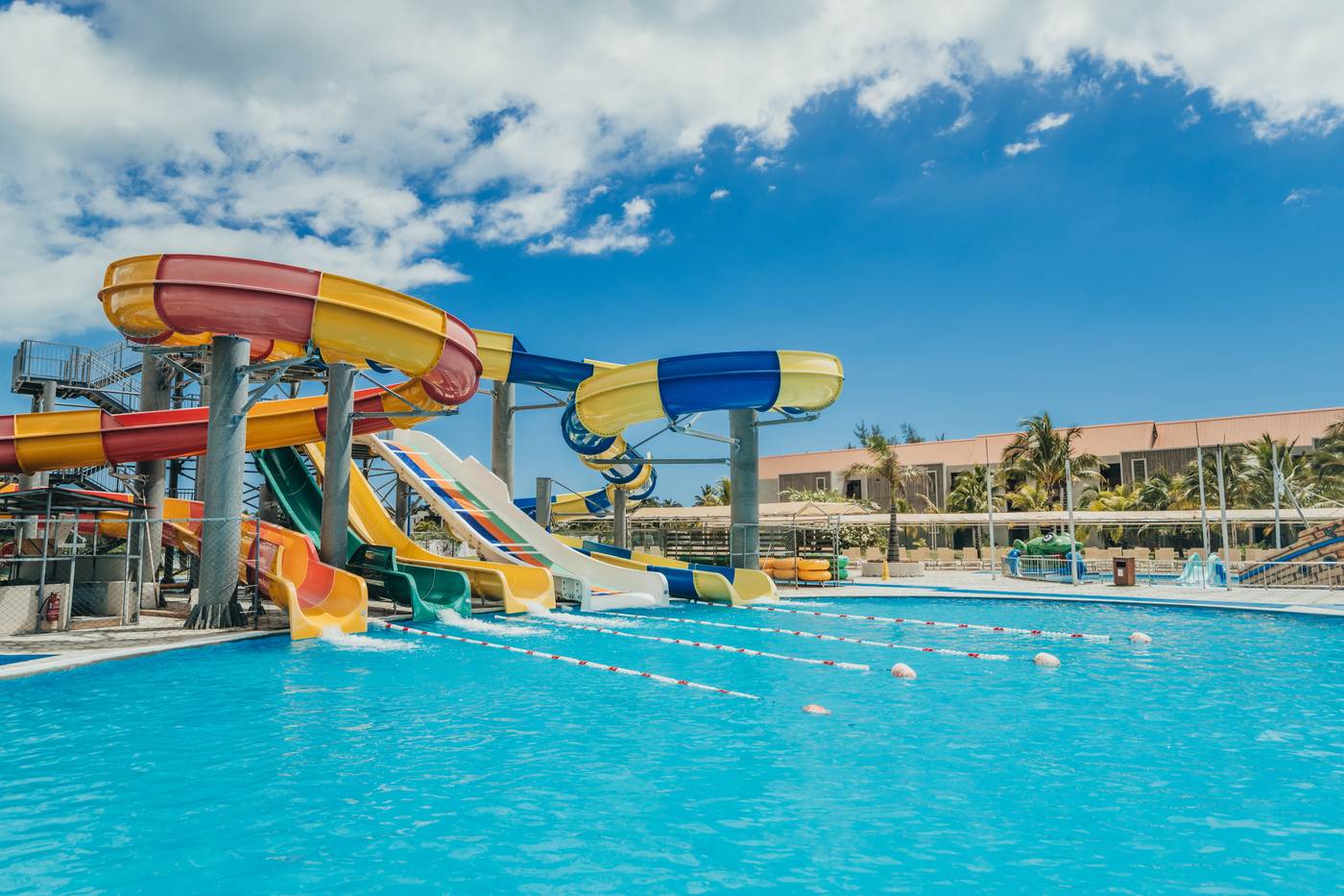 Crystals Beach Resort Belle Mare 19.11