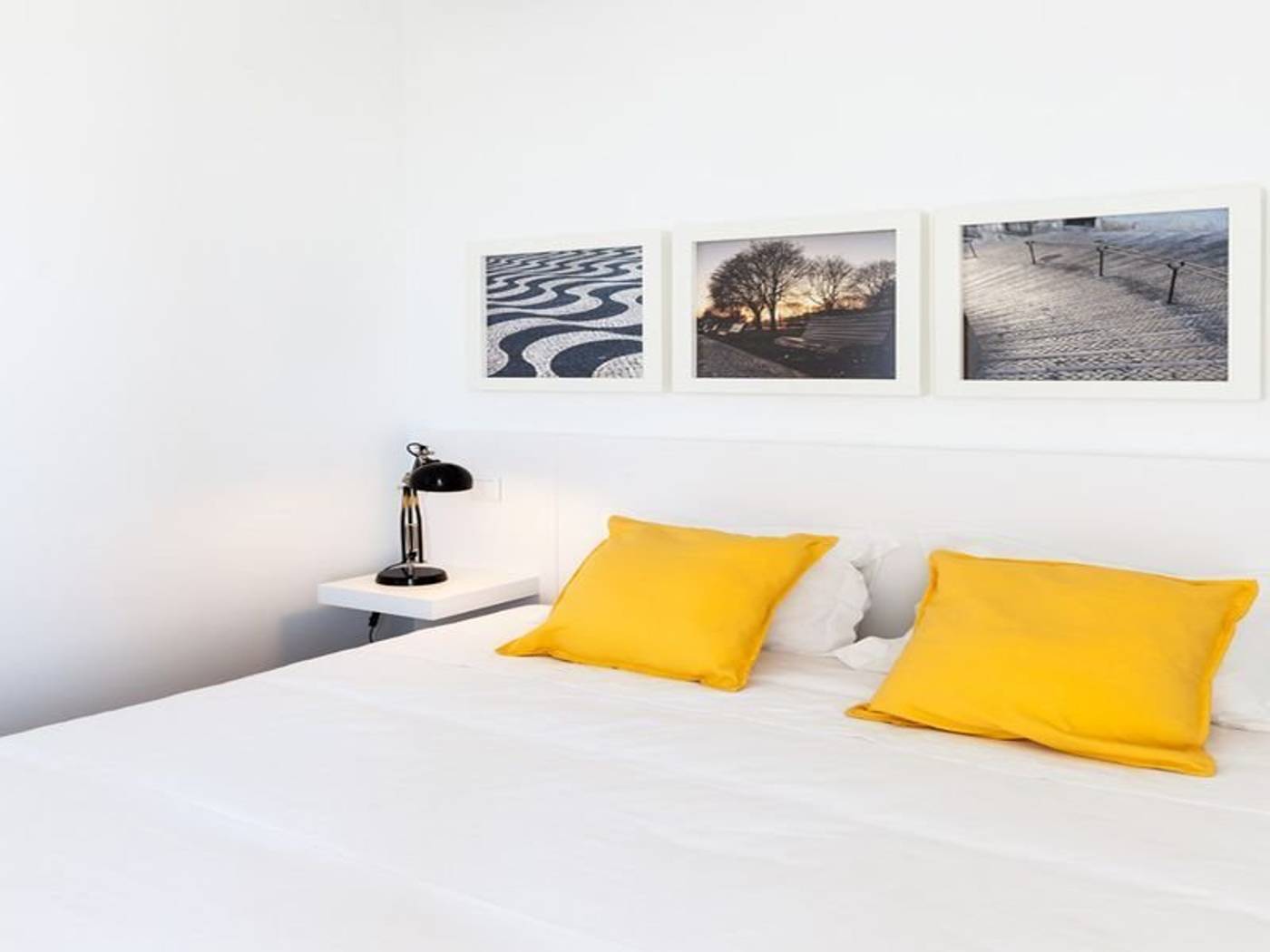 Hello-Lisbon-Santa-Apolonia-Apartments-Room-25