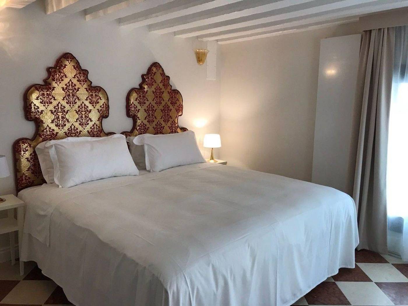 Suites-Alla-Maddalena-Room-13