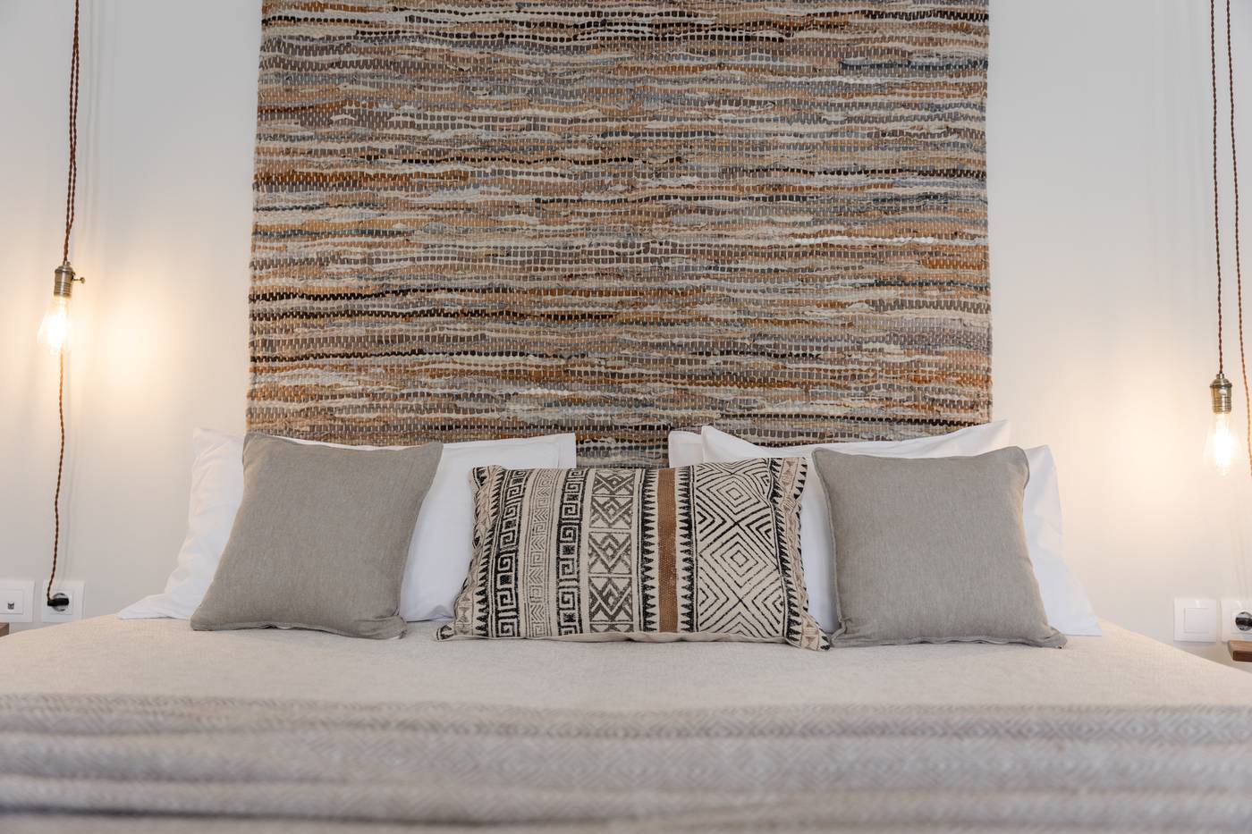 Scorpios-Beach-Room-25