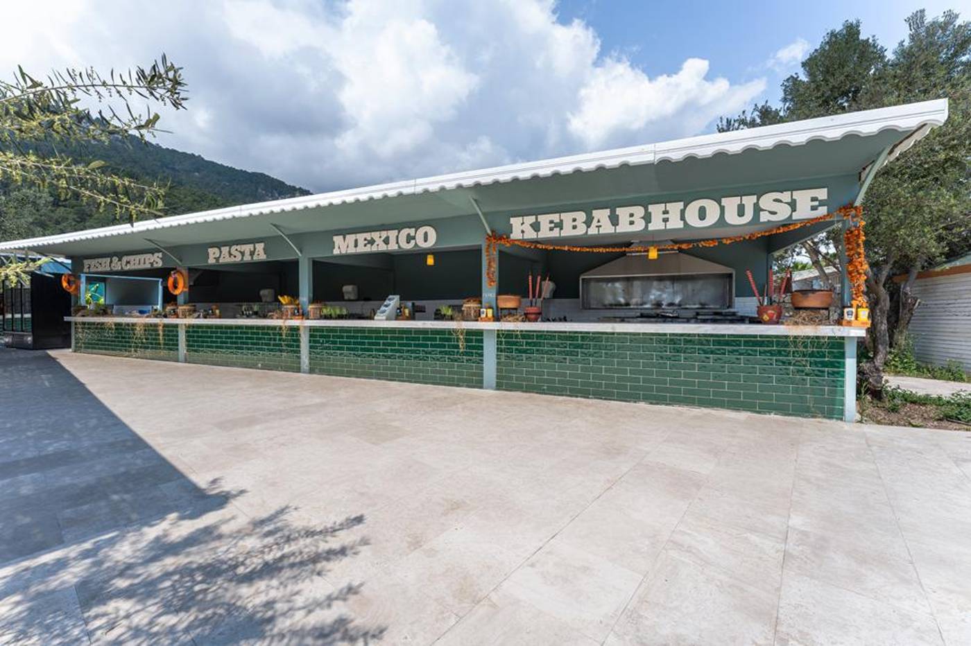 21.10.2025 dosinia_luxury_resort_stree_food_area_3