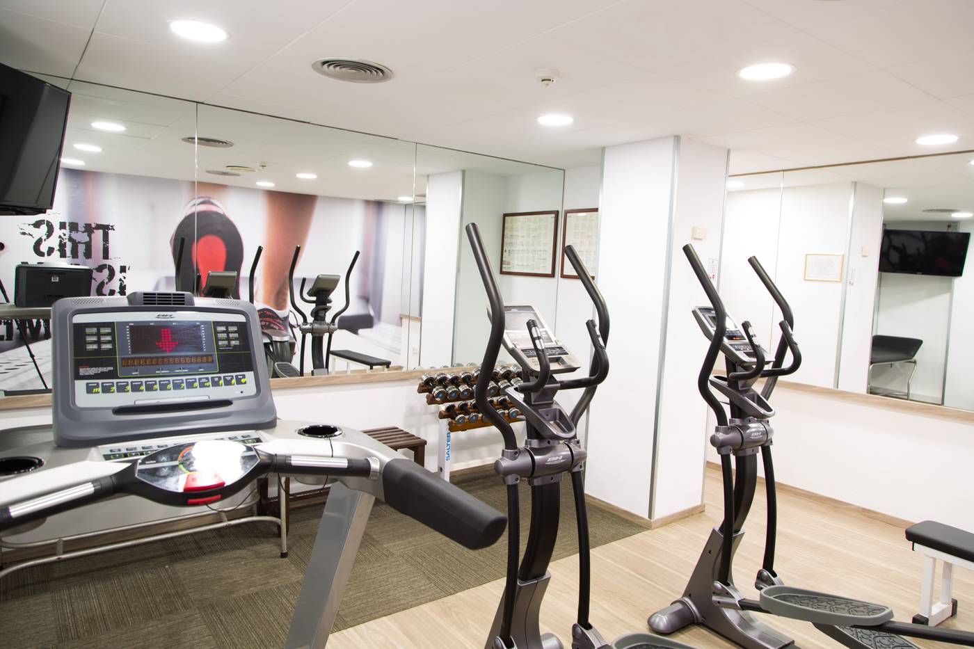 H-TOP-Amaika-Sports-and-Entertainment-45