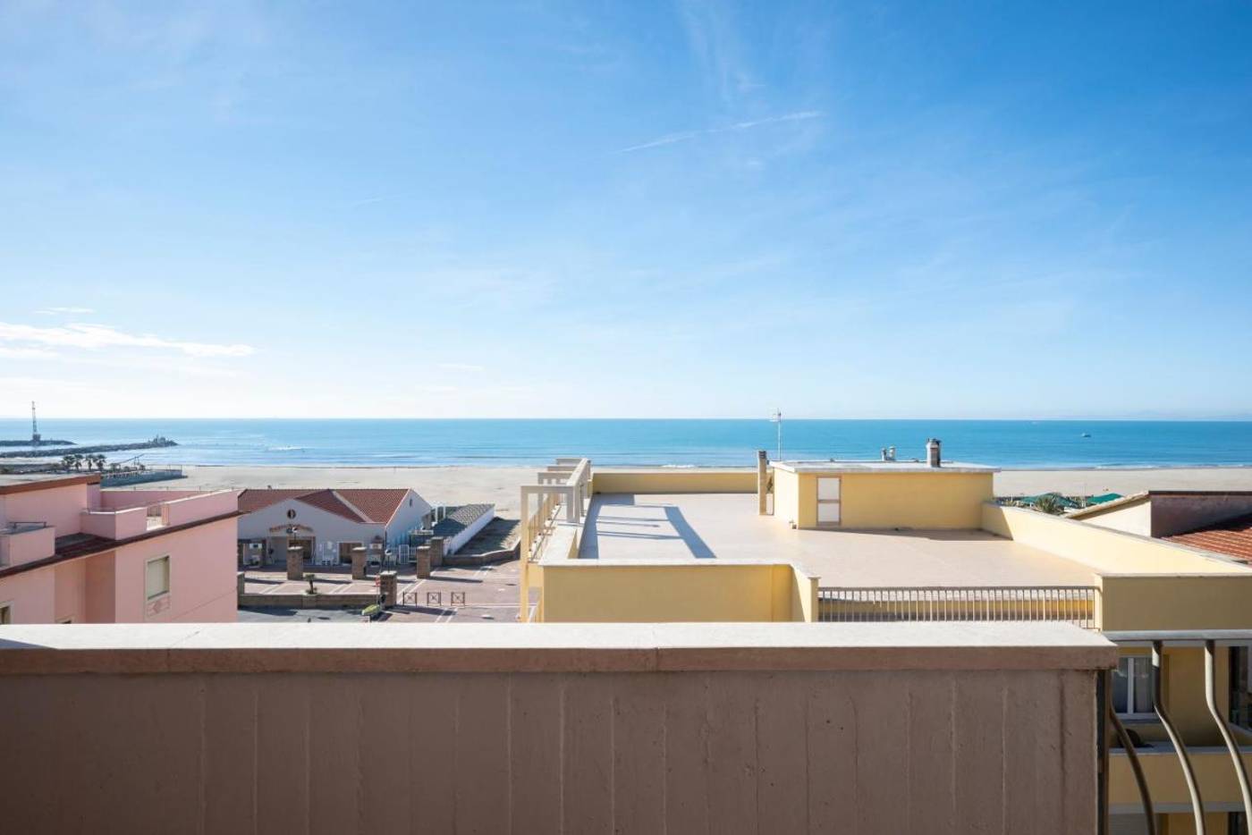 Lola-Piccolo-Hotel-Room-29