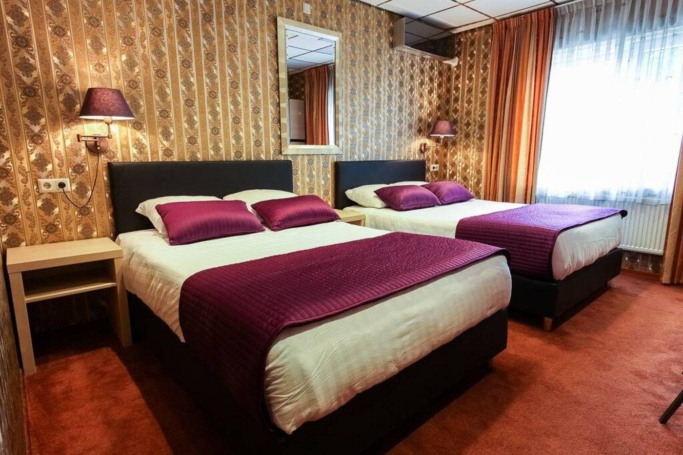 Hotel-Zwanenburg-Amsterdam-Airport-Room-19