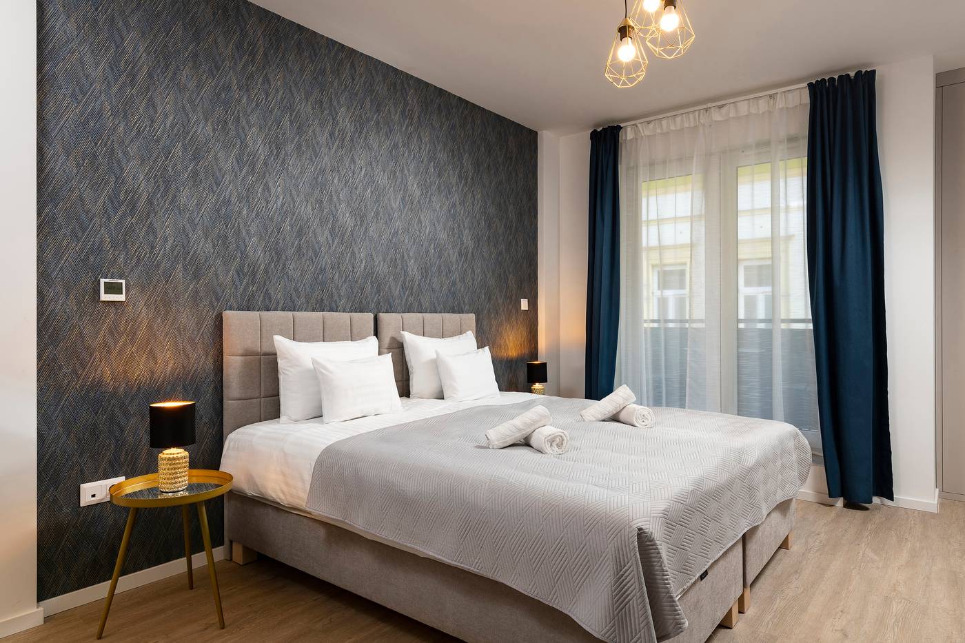 Bo18-Superior-Hotel-Room-24