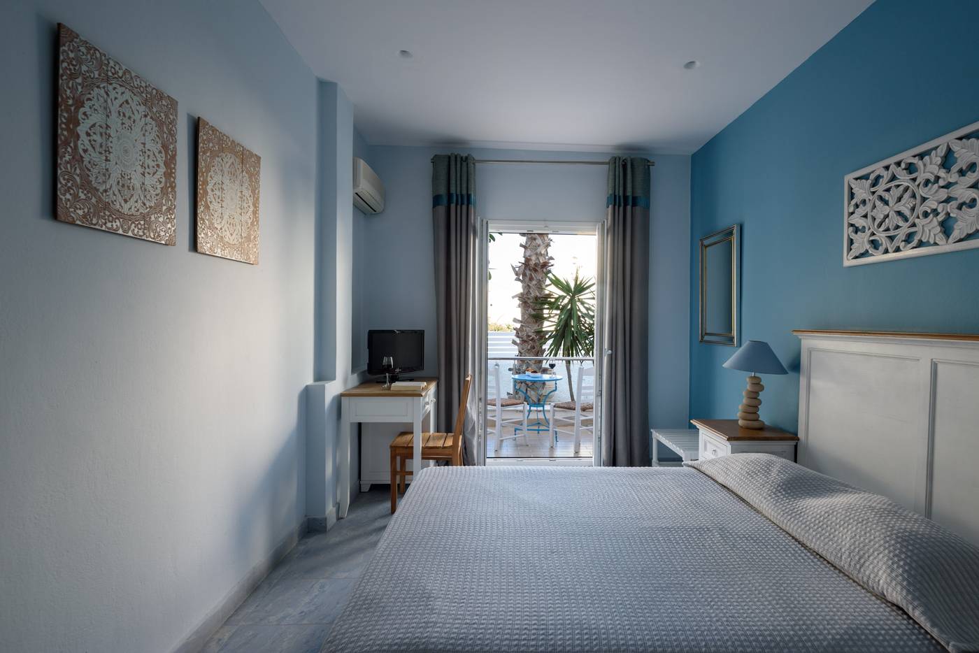 Alesahne-Beach-Room-15