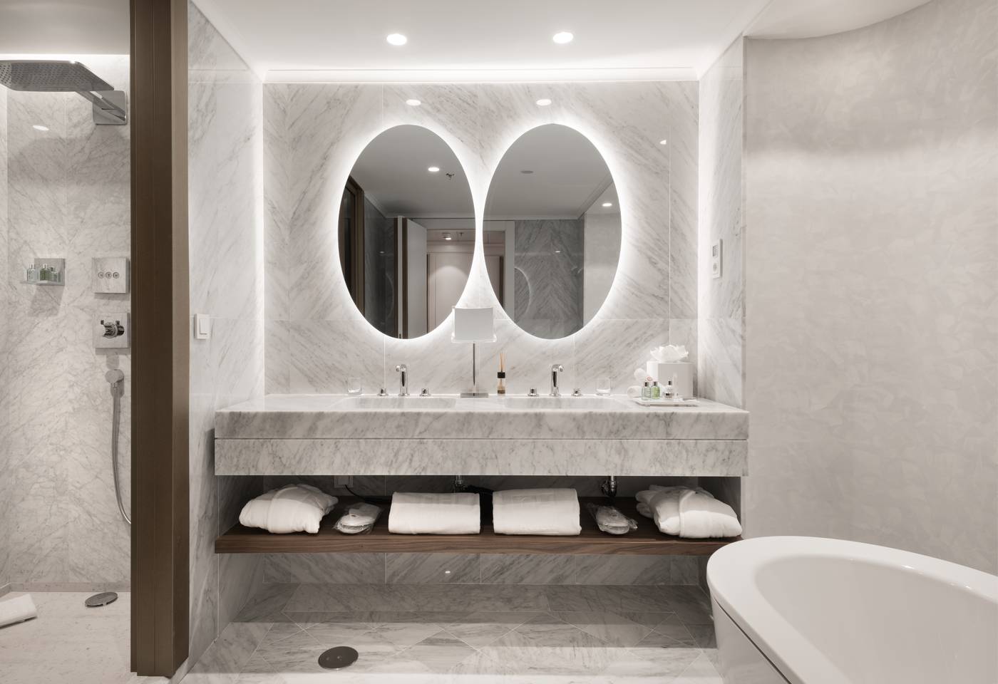 NH-Collection-Madrid-Eurobuilding-Room-67