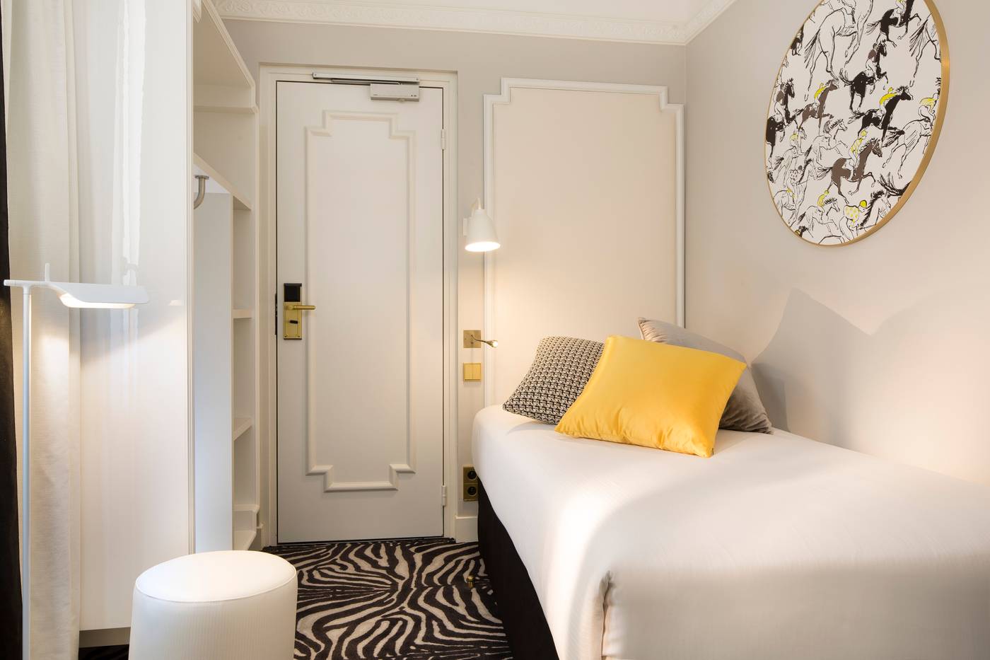 Hotel-Pastel-Paris-Room-17