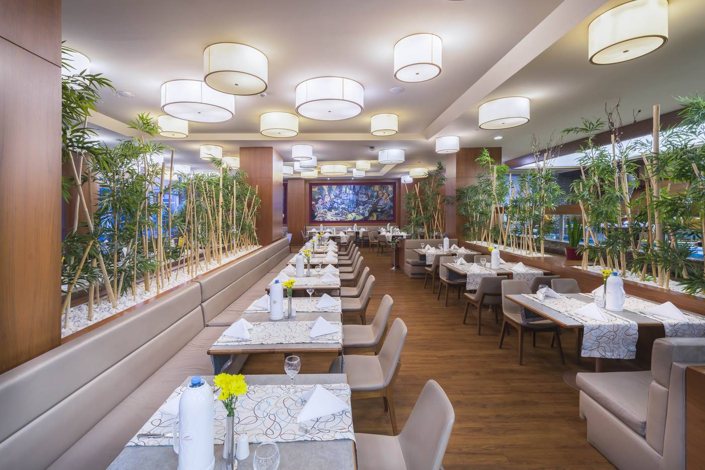 Concorde-De-Luxe-Resort-Restaurant-46