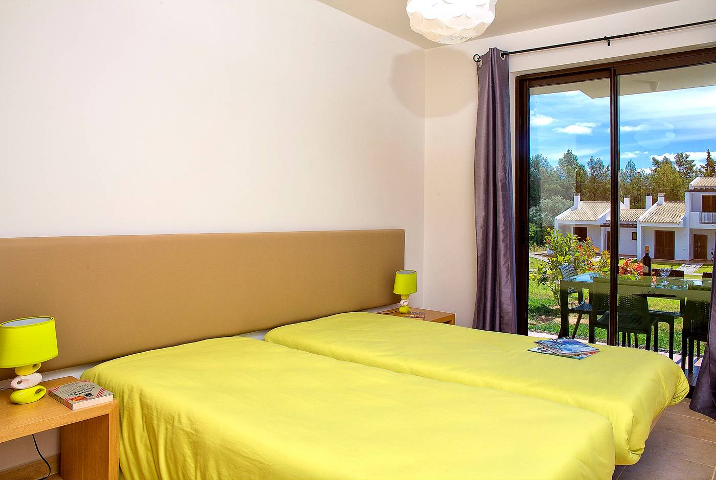 Alto-Fairways-Room-17