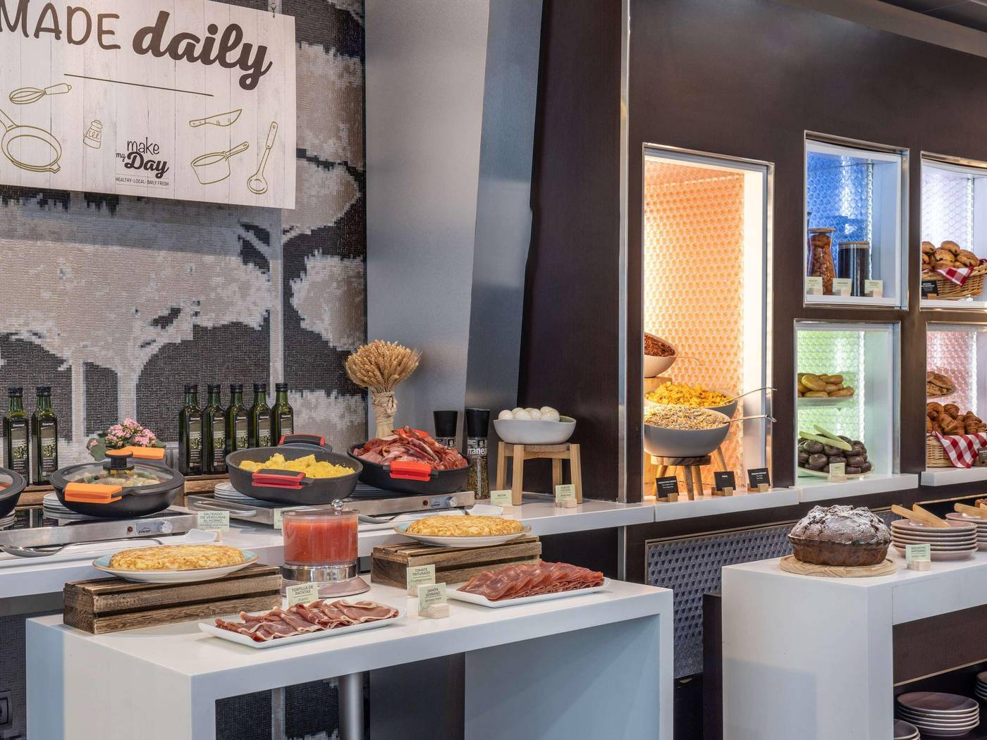 Novotel-Suites-Malaga-Centro-Restaurant-28