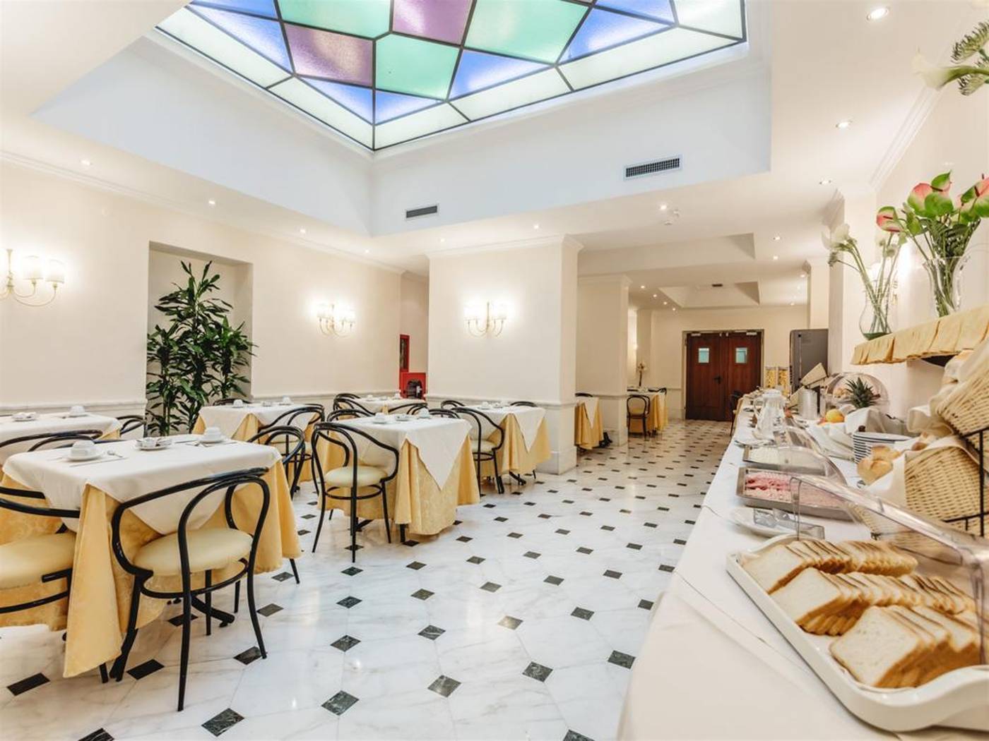 Raeli-Hotel-Luce-General-view-14