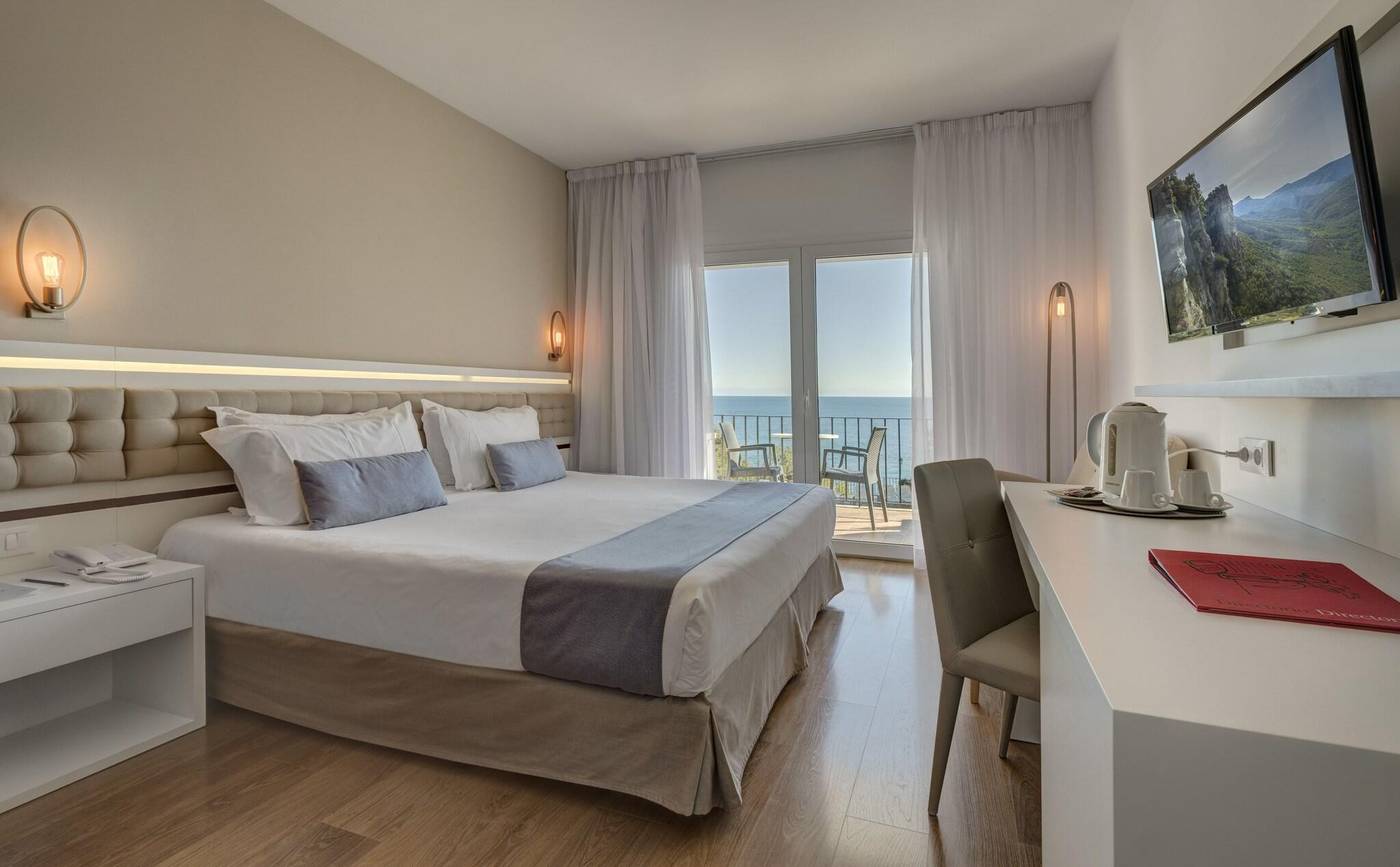 Park-Hotel-San-Jorge-Room-4