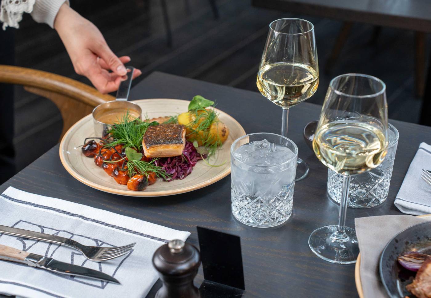 Crowne-Plaza-Copenhagen-Towers-Restaurant-37