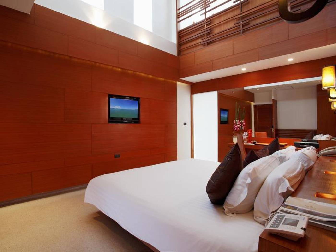 La-Flora-Resort-and-Spa-Patong-Room-33