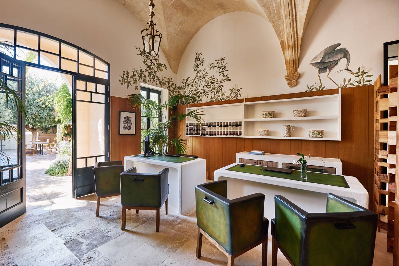 Can-Faustino-Lobby-57